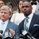 Illustration for article titled Adrian Peterson Gets Off Probation 15 Months Early